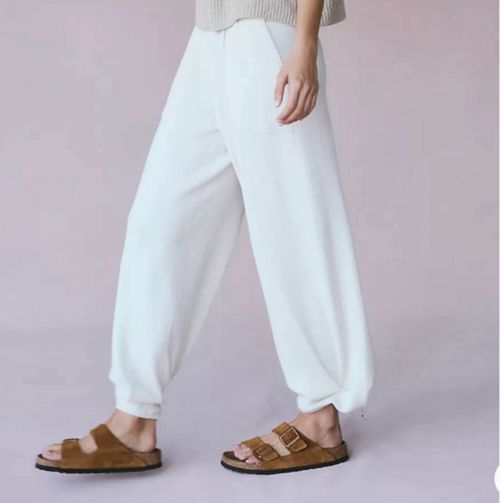Free People | FP BEACH Freya Knit Joggers \ Genie Style Pants - Size Large